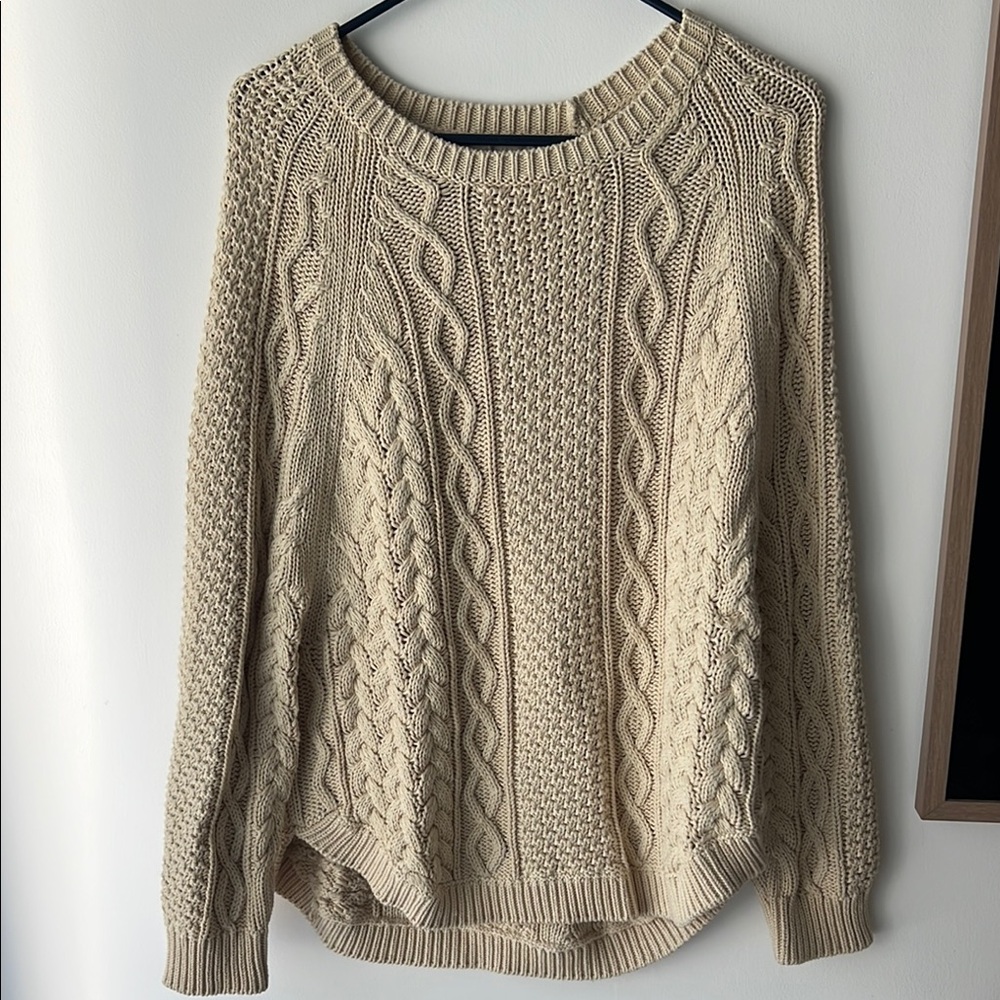 NEW Michael KorsCable Knit sweater size small